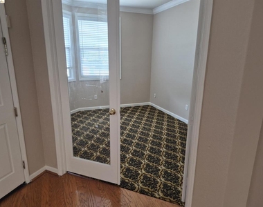 4127 Cherry Point Ct - Photo Thumbnail 12