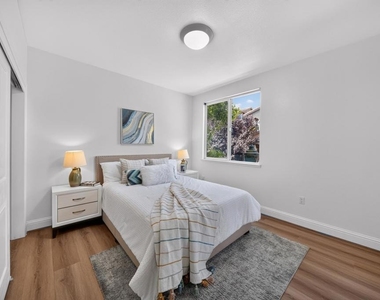 1656 Lee Way - Photo Thumbnail 24