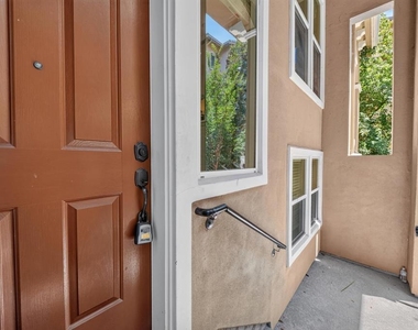 1656 Lee Way - Photo Thumbnail 6