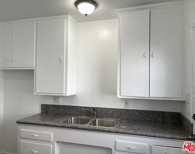 5113 W 20th Street - Photo Thumbnail 5