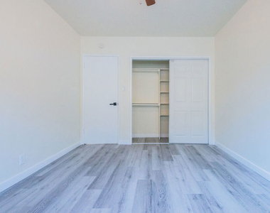 2107 Pullman - Photo Thumbnail 18