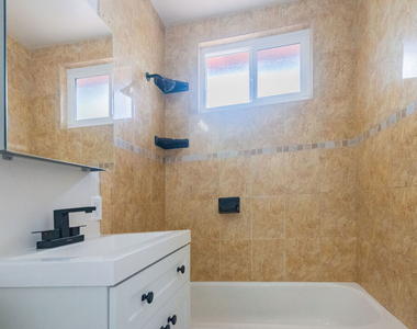 2107 Pullman - Photo Thumbnail 15