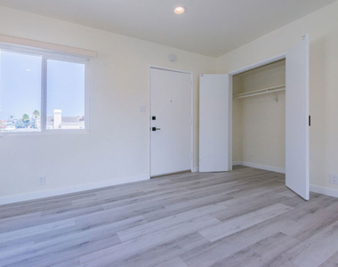 2107 Pullman - Photo Thumbnail 7