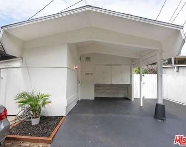 2819 Pacific View Trail - Photo Thumbnail 12