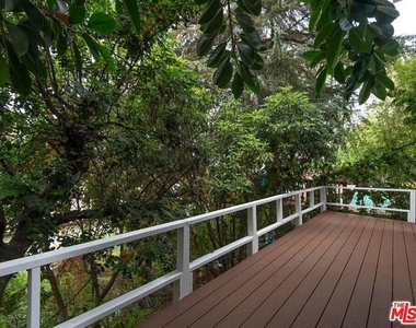 2819 Pacific View Trail - Photo Thumbnail 18