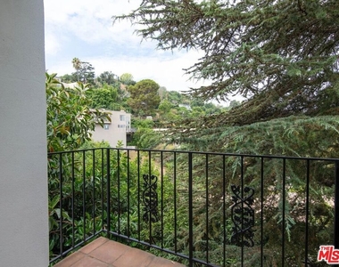 2819 Pacific View Trail - Photo Thumbnail 15