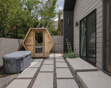 2230 Glendale Boulevard - Photo Thumbnail 38