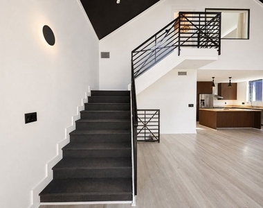 2230 Glendale Boulevard - Photo Thumbnail 18
