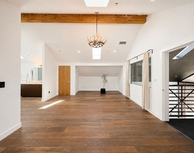 2230 Glendale Boulevard - Photo Thumbnail 19