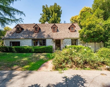 23057 Sylvan Street - Photo Thumbnail 34