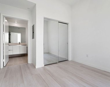 1650 Sawtelle Boulevard - Photo Thumbnail 4