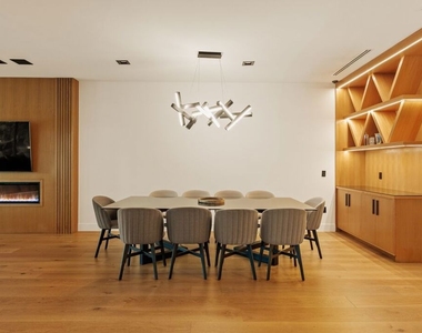 23283 Erwin Street - Photo Thumbnail 11