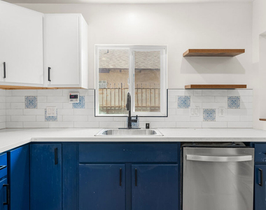 1351 W 70th Street - Photo Thumbnail 9
