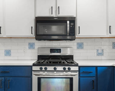 1351 W 70th Street - Photo Thumbnail 8