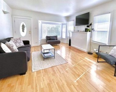 8655 Clifton Way - Photo Thumbnail 3