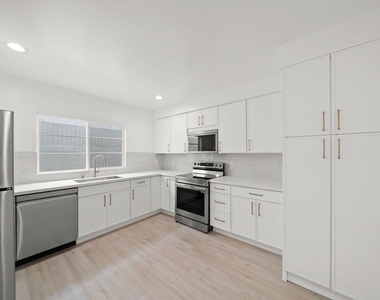 1201 Ohio Ave - Photo Thumbnail 6