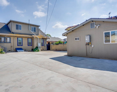 1479 W 29th Street - Photo Thumbnail 19