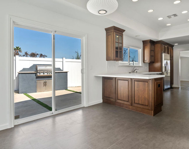 18133 Wakecrest Drive - Photo Thumbnail 20