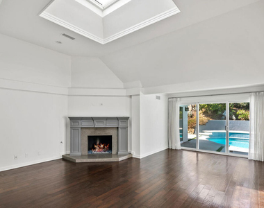 18133 Wakecrest Drive - Photo Thumbnail 14