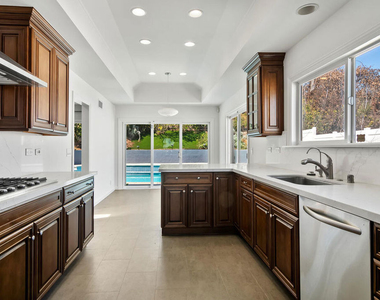 18133 Wakecrest Drive - Photo Thumbnail 23