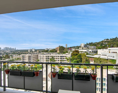 1155 N La Cienega Boulevard - Photo Thumbnail 13