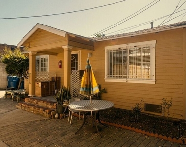 1849 S Wilton Place - Photo Thumbnail 2
