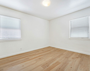 2227 Montana Avenue - Photo Thumbnail 11