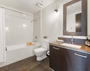 13320 Beach Avenue - Photo Thumbnail 19