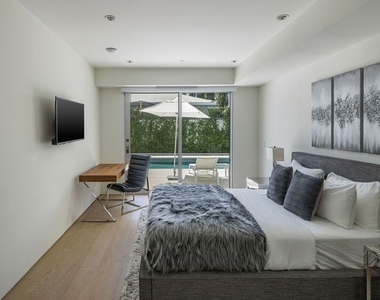 2189 Summitridge Drive - Photo Thumbnail 23