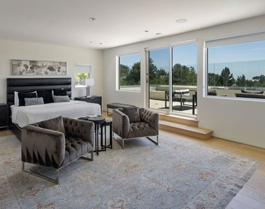 2189 Summitridge Drive - Photo Thumbnail 17