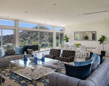 2189 Summitridge Drive - Photo Thumbnail 7