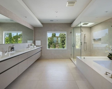 2189 Summitridge Drive - Photo Thumbnail 20