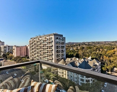 10350 Wilshire Boulevard - Photo Thumbnail 12
