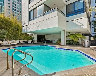 10350 Wilshire Boulevard - Photo Thumbnail 31