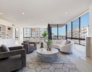 10350 Wilshire Boulevard - Photo Thumbnail 3