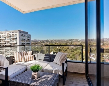 10350 Wilshire Boulevard - Photo Thumbnail 11