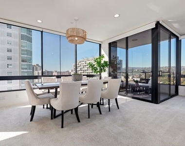 10350 Wilshire Boulevard - Photo Thumbnail 9