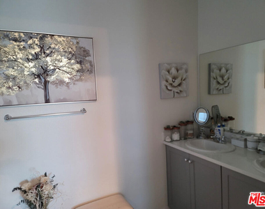 628 Grace Avenue - Photo Thumbnail 3