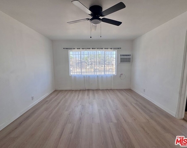 1542 W 60th Street - Photo Thumbnail 11