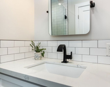 2528 Clyde Ave - Photo Thumbnail 7