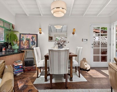 8936 Wonderland Avenue - Photo Thumbnail 5