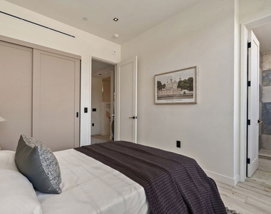 1021 N Ogden Drive - Photo Thumbnail 15