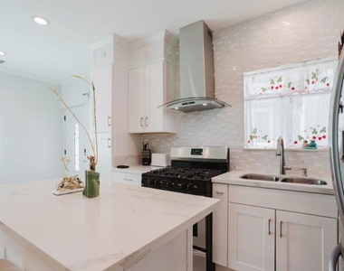 9620 Woodale Avenue - Photo Thumbnail 49
