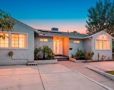 9620 Woodale Avenue - Photo Thumbnail 65