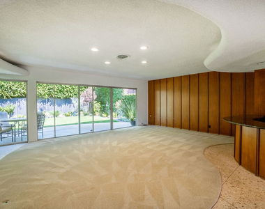 6125 Bedford Avenue - Photo Thumbnail 3