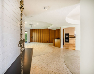 6125 Bedford Avenue - Photo Thumbnail 2