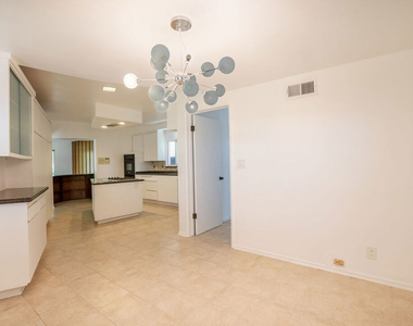 6125 Bedford Avenue - Photo Thumbnail 12