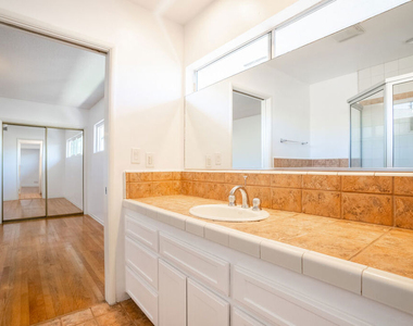 6125 Bedford Avenue - Photo Thumbnail 19