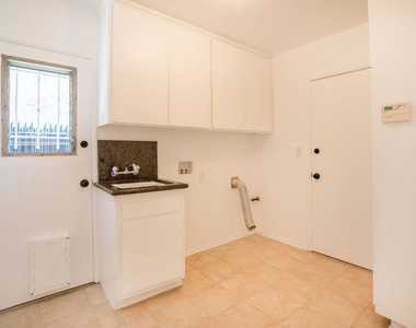 6125 Bedford Avenue - Photo Thumbnail 13