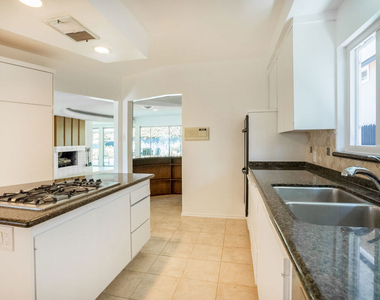 6125 Bedford Avenue - Photo Thumbnail 14